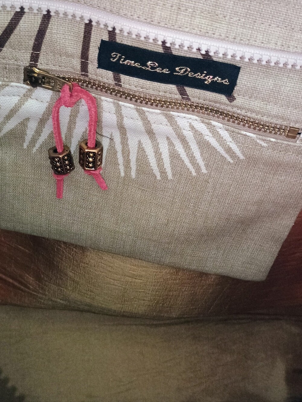 NWT Beautiful Fall Tote - Picture 6 of 8